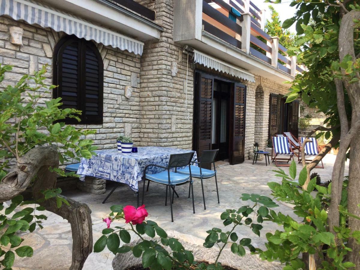 Apartments Vila Marija Гребастика Экстерьер фото